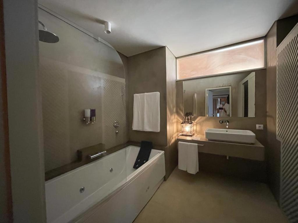 Kirimizi Hotel & Restaurante Đảo Đảo Pemba Ngoại thất bức ảnh